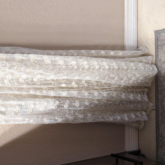 Jessica Simpson bridal dress - Picture 5 of 5